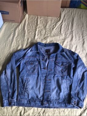 Wrangler Blue Denim Jacket - Men's Lightweight Trucker